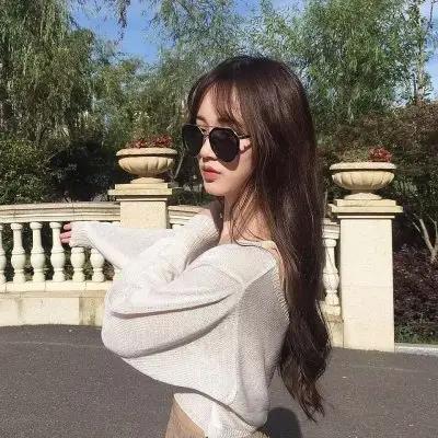 十年资深伴游年入百万招聘名媛/纯出女孩(视形象气质而定)当天面试即可上岗当日结算绝不拖欠