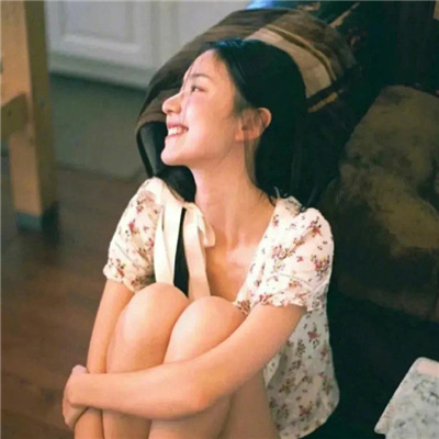 在选择组团伴游时，几个人最舒服是一个重要的考量因素