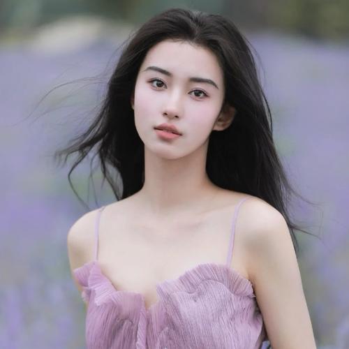 伴游女生洛清歌的资料