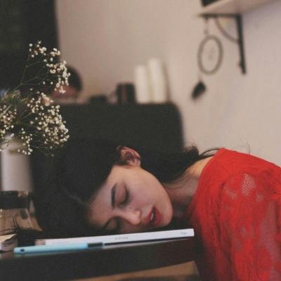 伴游女生周思涵的资料