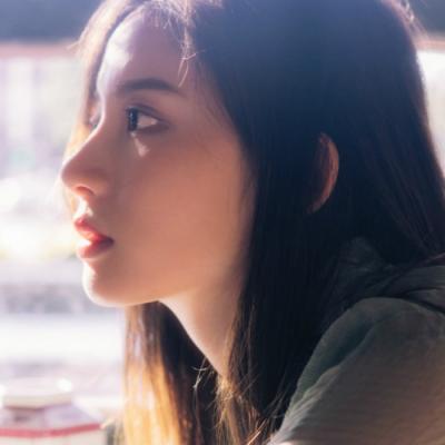 伴游女生陈思涵的资料